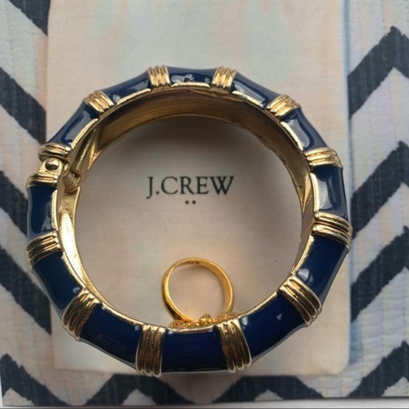 Striped Bangle Bracelet & Cluster Nest Ring - Picture 2 of 9